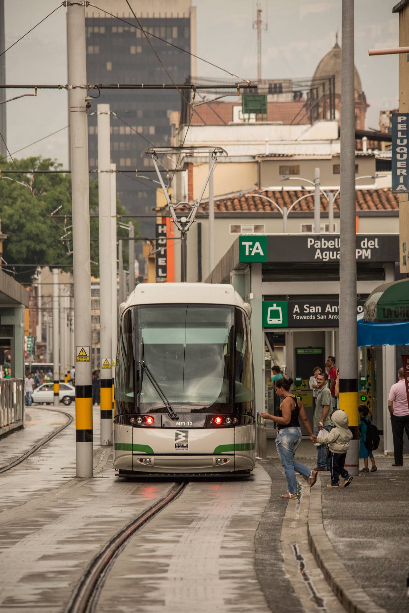 Parada Tranvía Pabellón del Agua EPM