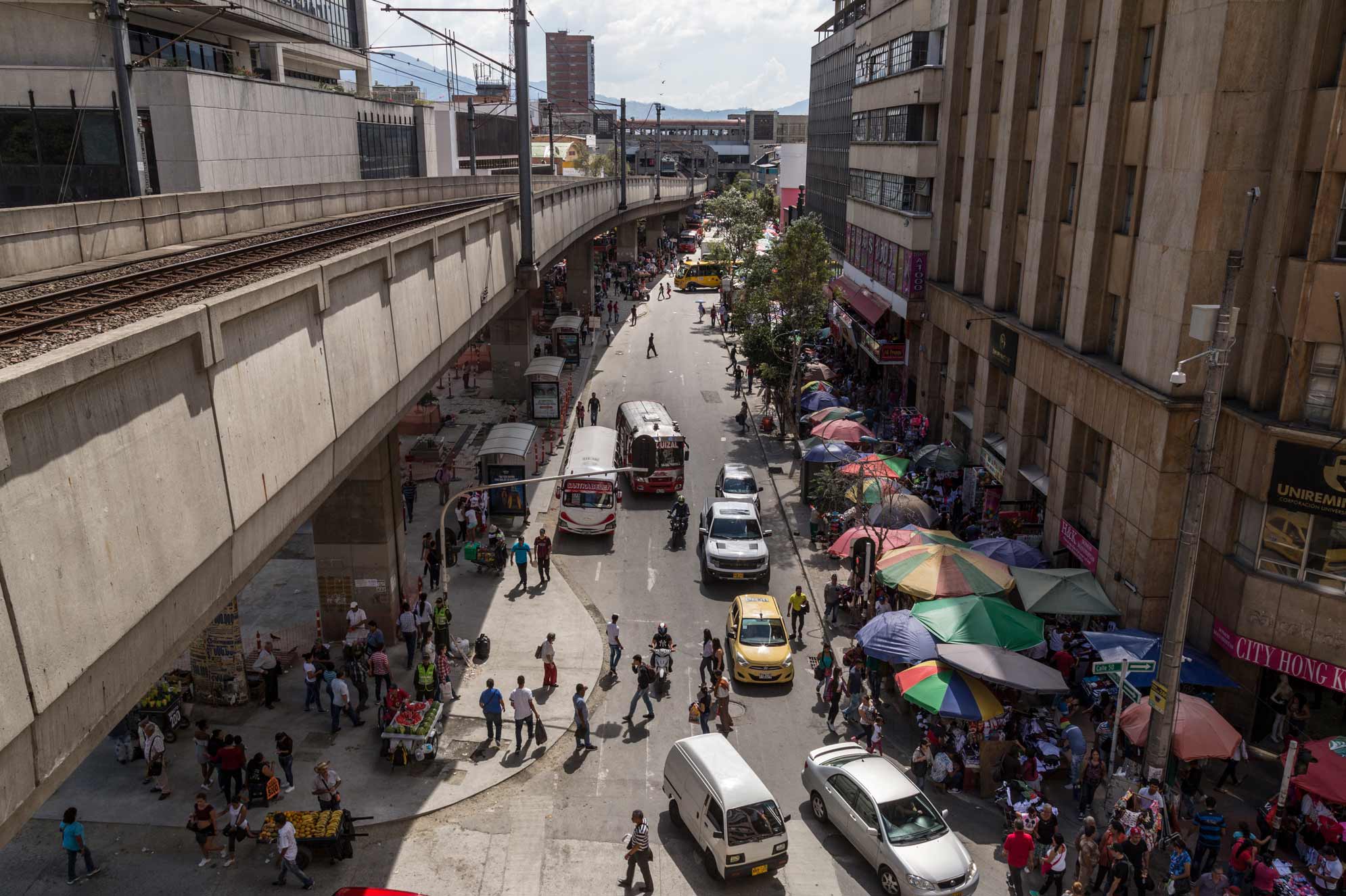 Carrera Bolívar: vibración y calma