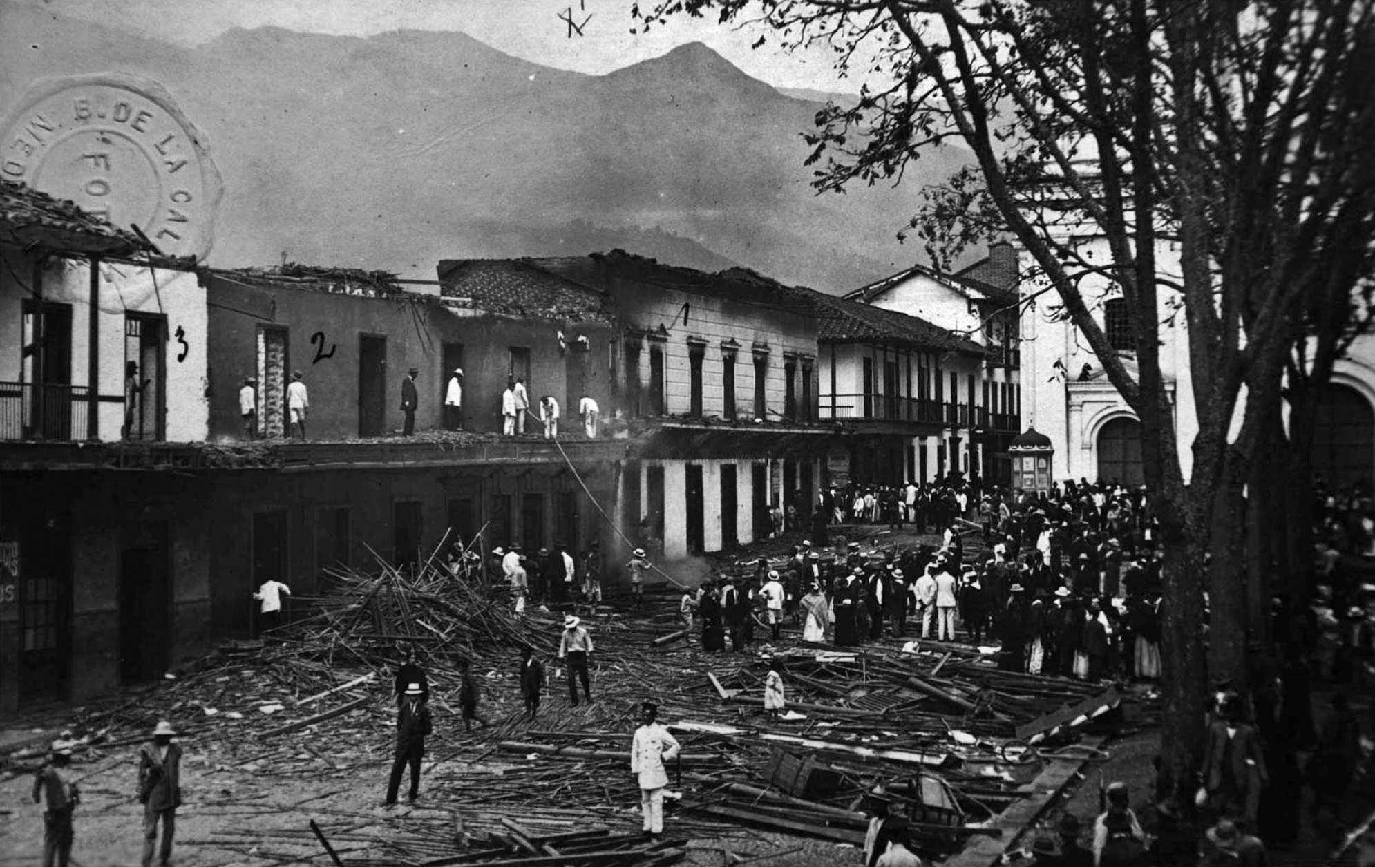 Los incendios y la modernización arquitectónica de Medellín