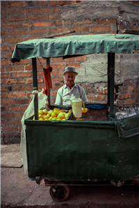 Barrio Triste por León Ruiz (1985)