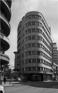 Edificio La Naviera Galería Histórica