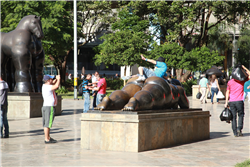 Fotógrafos Plaza de las Esculturas Actual