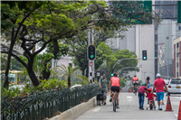 Corredor verde Avenida Oriental Galería Actual