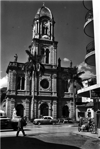 Las plazas que se volvieron parques Galería Antigua