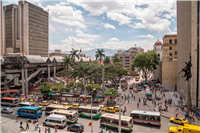 Las plazas que se volvieron parques Galería Actual