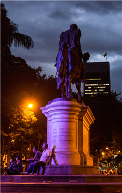 Parque de Bolívar Galería Actual