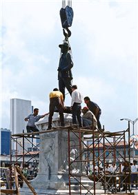 Monumento a Francisco Javier Cisneros