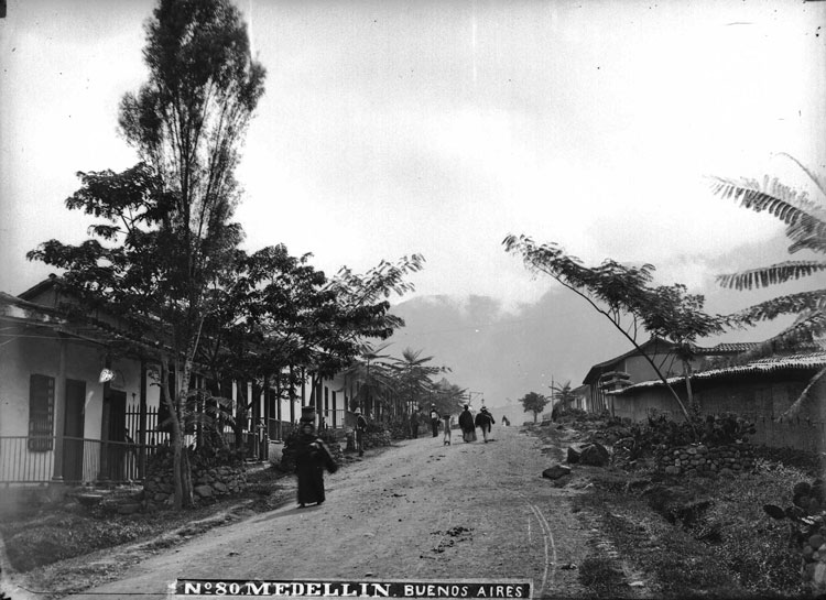 Ayacucho en la historia del transporte en Medellín