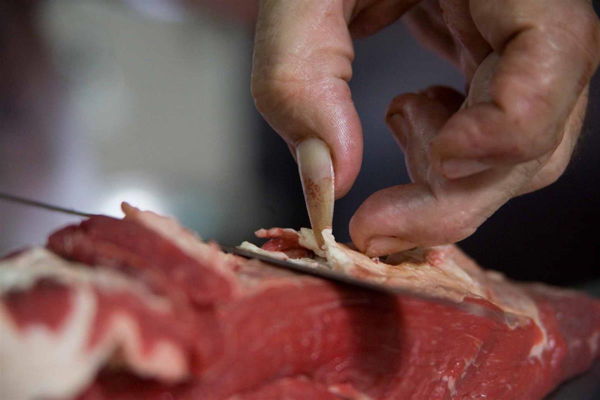 Uña larga por tradición