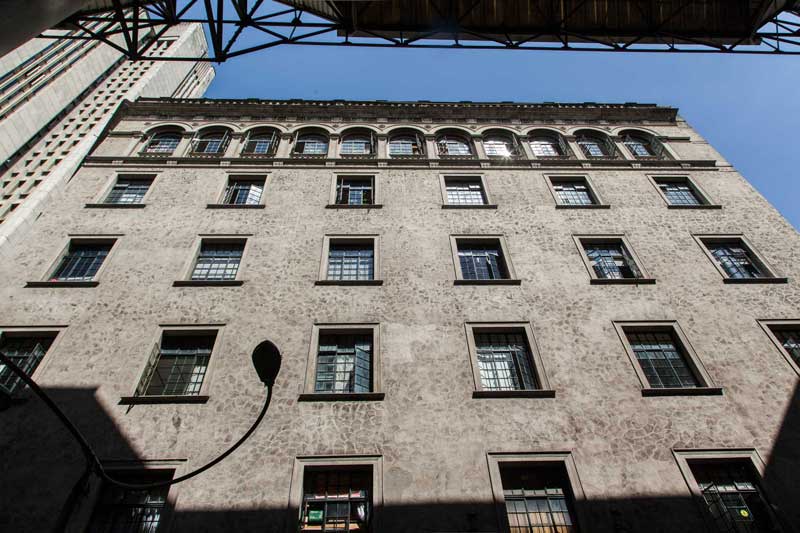 El Edificio Henry: Una memoria arquitectónica en el centro de Medellín