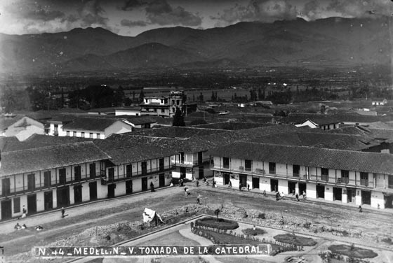 Plaza principal de Medellín